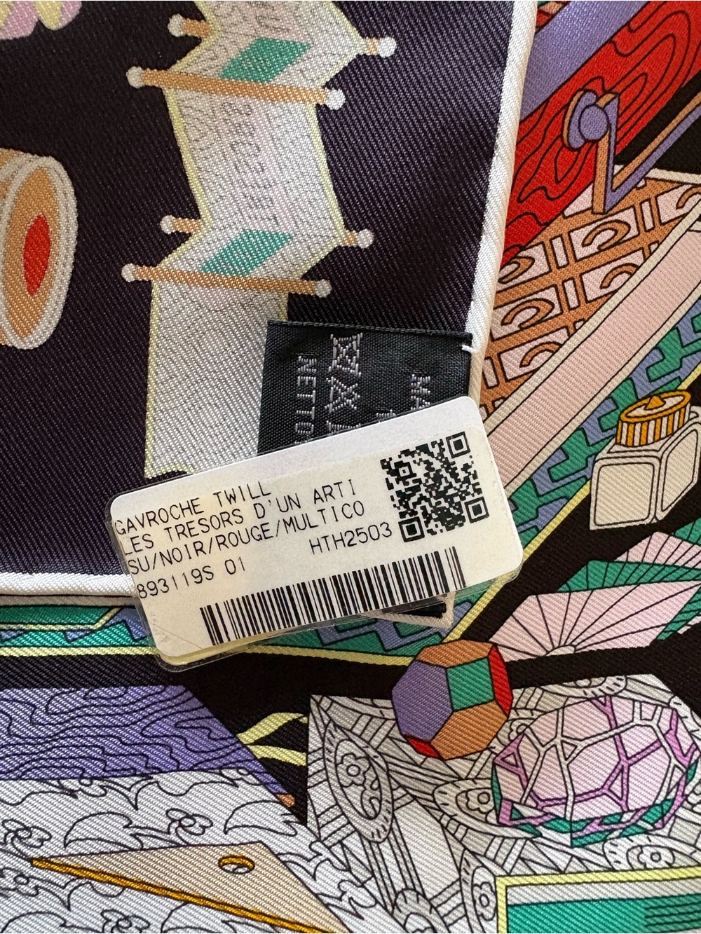 Hermès Les Tresors d'un Artiste scarf 45 NEW with box - Picture 3 of 4